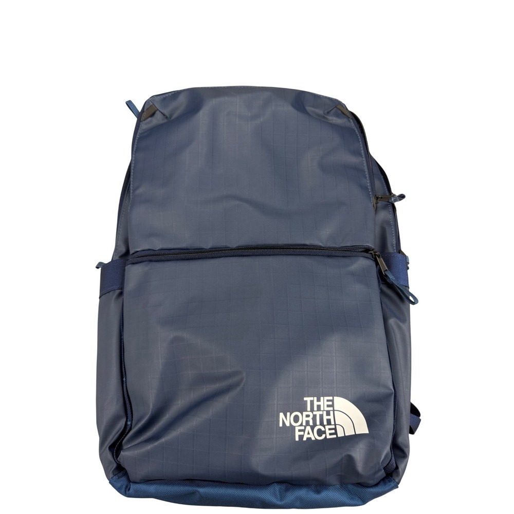 The North Face Base Camp Voyager Daypack Shady Blue Navy Backpack MSRP $150 NWT
